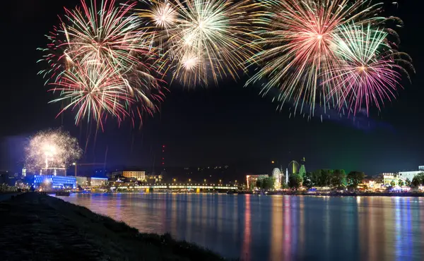 Silvesterschifffahrt in Linz