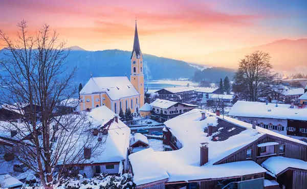 Historischer Weihnachtsmarkt im Wasmeier Freilichtmuseum