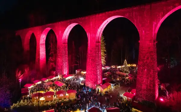 Weihnachtsmarkt in der Ravennaschlucht und Friedrichshafen